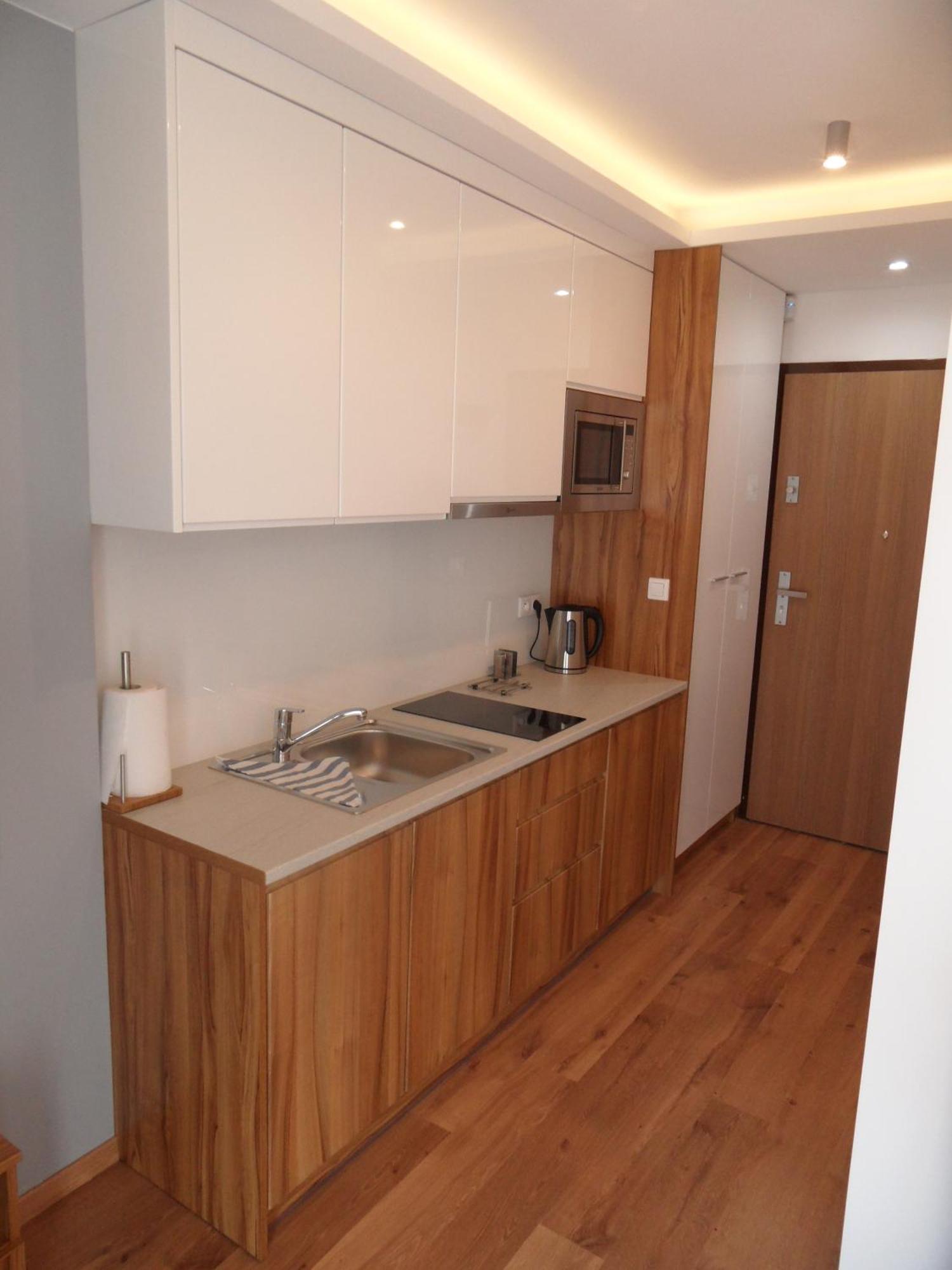 Marina Plaza Apartamenty 야스타르니아 객실 사진