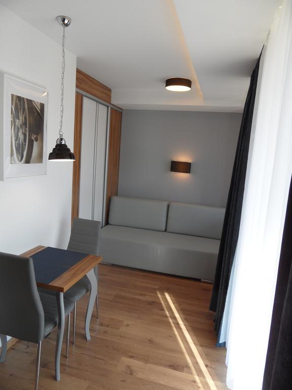 Marina Plaza Apartamenty 야스타르니아 객실 사진